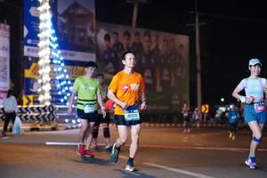 BIB: 100, 40920
                            <button type="button" onclick="openModal(21126760)" class="btn btn-primary btn-sm float-right btn-popup" data-toggle="modal" data-target=".modal-high-quality">
                        <i class="fas fa-shopping-cart"></i> Add to Cart
                    </button>
                                            <button type="button" onclick="isThisMe(21126760, true)" class="btn btn-success btn-sm float-right btn-popup btn-isme hidden" data-toggle="tooltip" data-placement="bottom" title="นี่คือรูปของคุณใช่ไหม คลิกที่นี่เพื่อเอาเข้าอัลบั้ม">
                        <i class="fas fa-plus"></i> Add to album
                    </button>
                    <button type="button" onclick="isThisMe(21126760, false)" class="btn btn-warning btn-sm float-right btn-popup btn-isnotme hidden">
                        <i class="fas fa-ban"></i> Remove from album
                    </button>